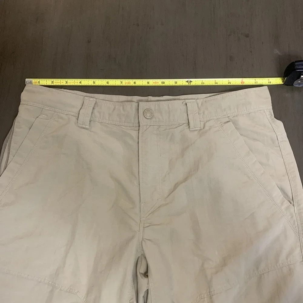 The North Face Khaki Cargo Shorts - Size‎ 36 Men's